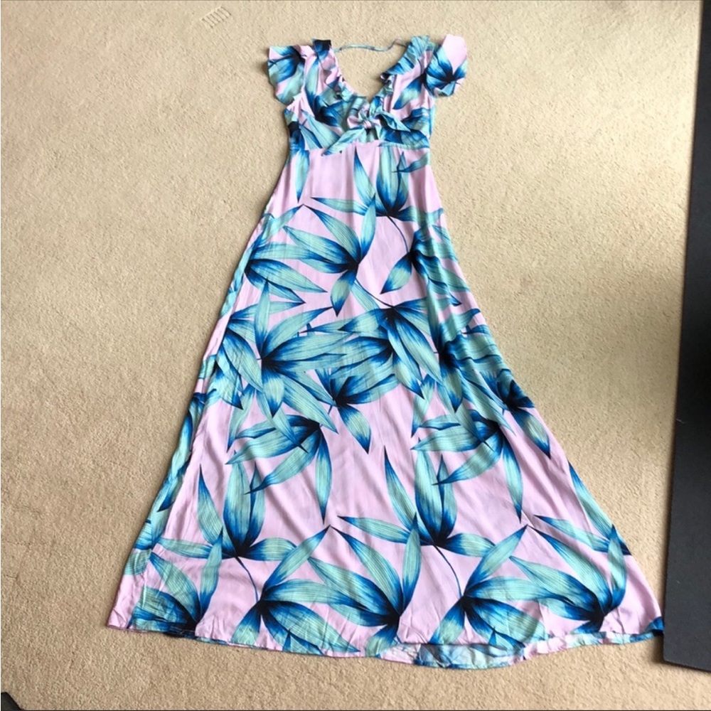 VICI- Floral Maxi Dress